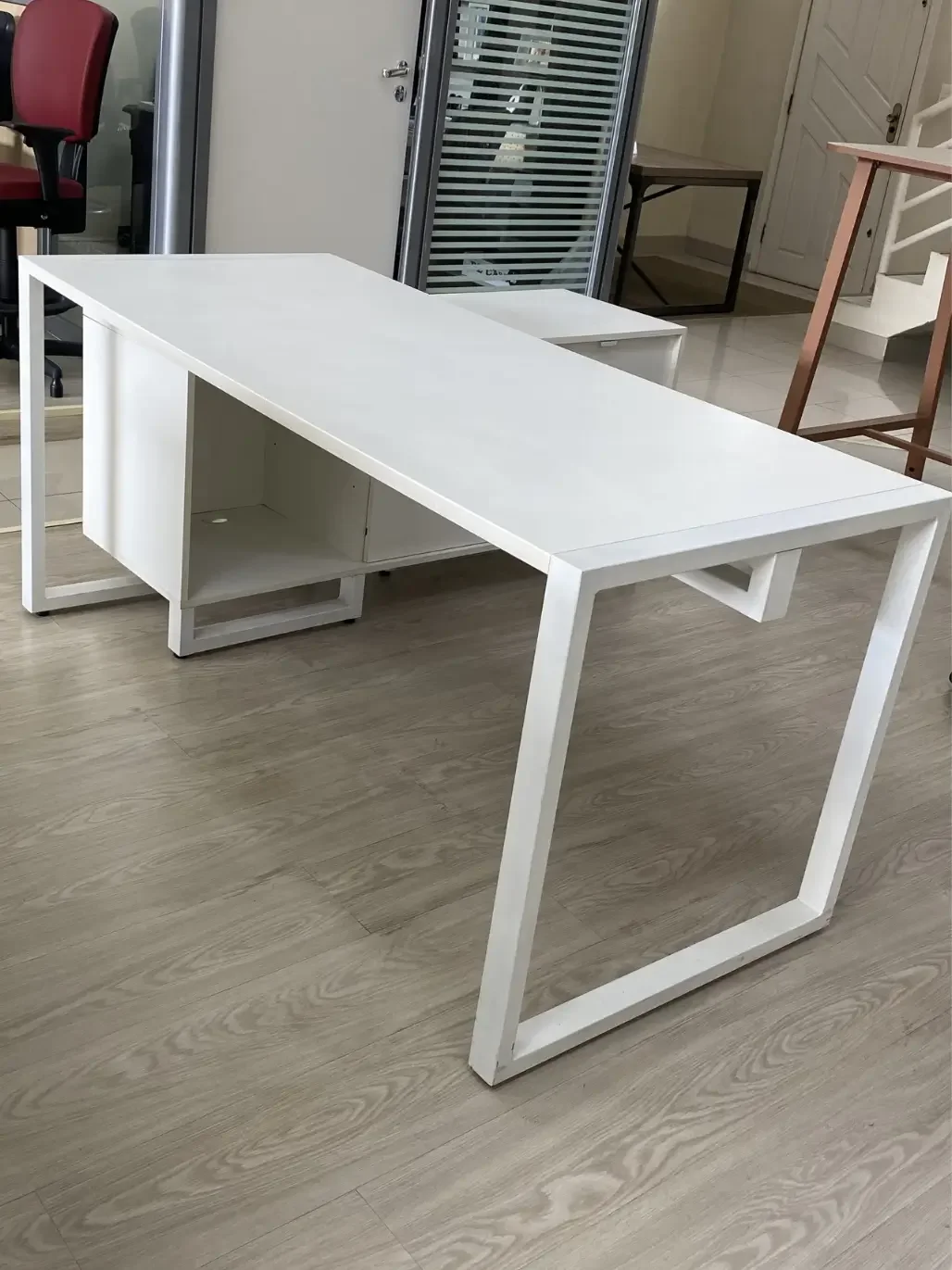 Imagem de Mesa 1,60 + Armário 1,36