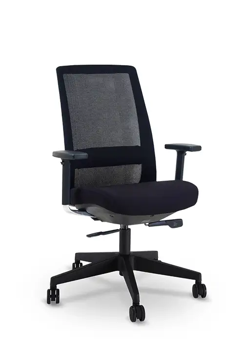 Cadeira Presidente Cavaletti C4 Base de Nylon e Braço 3D
